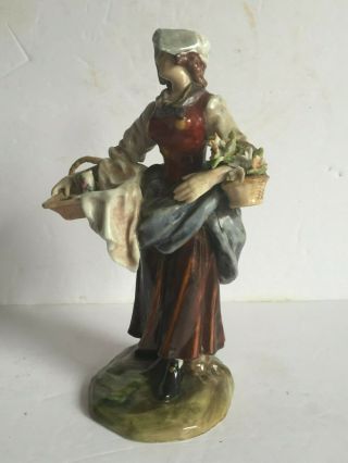 Antique Dresden Capodimonte Porcelain Figurine WOMAN with Flowers and Basket 7