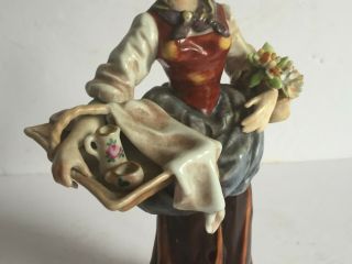 Antique Dresden Capodimonte Porcelain Figurine WOMAN with Flowers and Basket 8