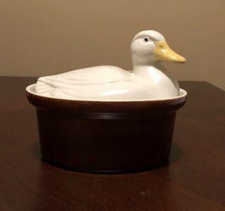 Vintage Hall Oval Covered Casserole Dish Bakeware With Duck Lid Brown Usa -