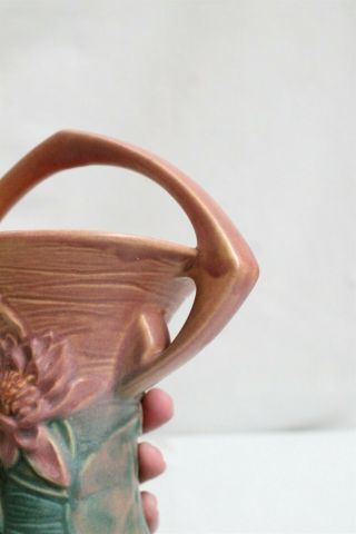 Roseville Art Pottery Water Lilly Handled Vase 380 - 8 Inch 7