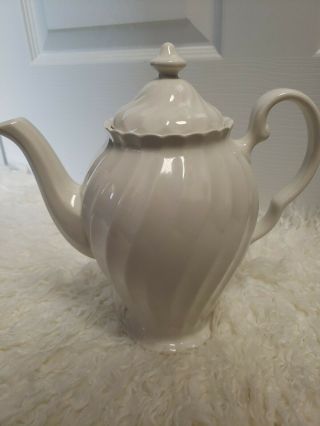 Johnson Brothers " Snowwhite Regency " Large White Teapot Made In England