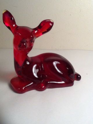 Vintage Fenton Ruby Red W/ Amberina Laying Down Christmas Deer - Doe