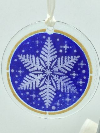 Peggy Karr Fused Glass Christmas Tree Ornament Snowflake