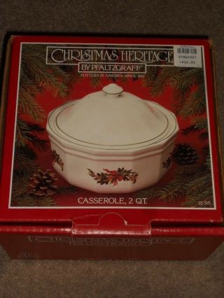 Pfaltzgraff " Christmas Heritage " 2 Qt Round Covered Casserole Dish Nib