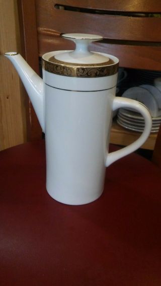 Sango Empress Gold Coffee Pot Tea Pot 9 " Tall With Lid White & Gold Bin 1119