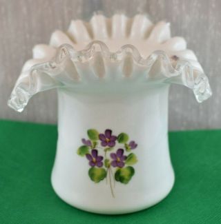 Fenton Violets In The Snow Silvercrest Ruffled Top Hat Vase Vintage