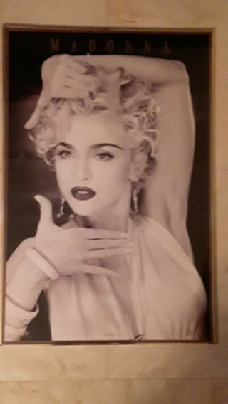 Madonna Poster 1990 Madonna 23 X 33 " Vogue Blond Ambition Boy Toy Strike A Pose