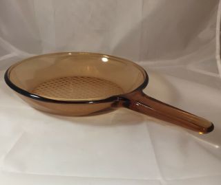 Vision Corning Pyrex Amber Brown Glass 9.  5 Inch Waffle Fry Pan Skillet France