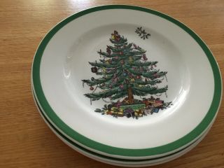 Set Of 4 Spode Christmas Tree Dinner Plates - Made In England