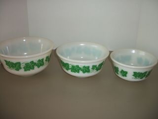 Set Of 3 Vintage Hazel Atlas Milk Glass Mixing Bowls With Ivy Leaf Pattern
