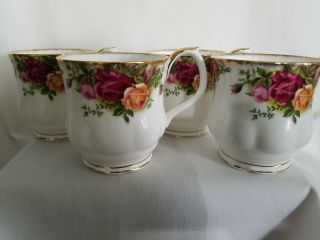 Royal Albert Bone China Tea Cups " Old Country Rose " Pattern Set Of 4 Cups
