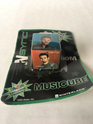 2000 Spencer ' s Exclusive Product Nsync Musicube Sings 
