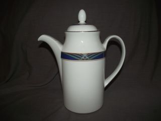 Royal Doulton Regalia Coffee Pot With Pointed Finial Lid - 5 Cups