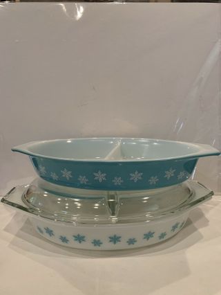 Pair Vintage Pyrex Turquoise Snowflake Divided Serving Dishes W/lid 1 1/2 Qt