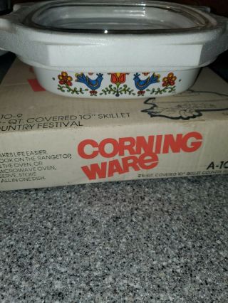 2.  5 Qt 2 1/2 Quart Square Casserole With Lid Country Festival Corning Nos