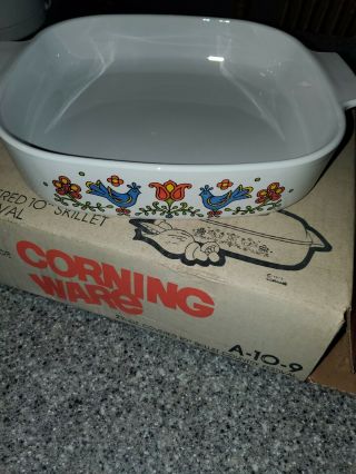 2.  5 QT 2 1/2 Quart Square Casserole with Lid Country Festival CORNING NOS 3
