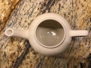 Homer Laughlin Vintage Tea Pot 2.  5Cup Cream - Colored 4