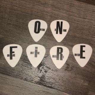 Miranda Lambert Authentic 2012 On Fire Tour Guitar Pick Set Of 6 Picks