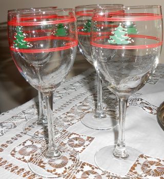 4 Waechtersbach West Germany Christmas Tree Wine Glasses - - 12 Oz - 7 7/8 "