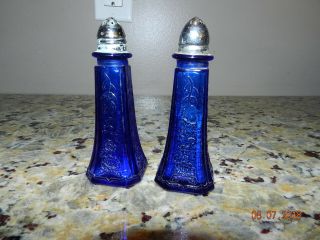 Depression Glass Cobalt Blue Floral Salt & Pepper Shakers
