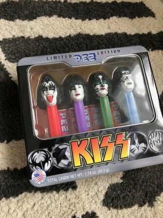 Pez Kiss Limited Edition 4pc Set In Collectible Tin Live Nation Nib 2012
