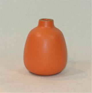 Heath Ceramics California Pottery Bud Vase 3 3/4 Inches Orange Brown