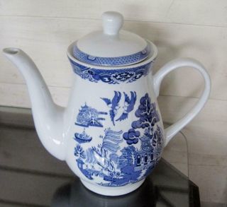 Royal Cuthbertson Blue Willow 9 " Coffee Pot