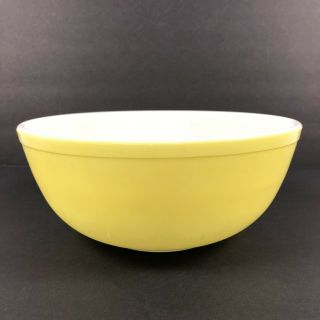 Vintage Pyrex Primary Sunny Yellow Mixing Nesting Bowl Ovenware 404 4 Qt Quart