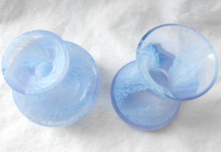 Caithness Scotland 2 x blue swirl small bud glass vases vgc 3