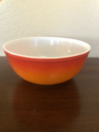 Vintage Pyrex Flameglo Orange Ombré Two Tone Nesting Mixing Bowl 404 - 4 Quart