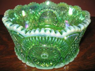 Green Opalescent Iridescent Carnival Glass Serving Candy Fruit Bowl Diamond Art