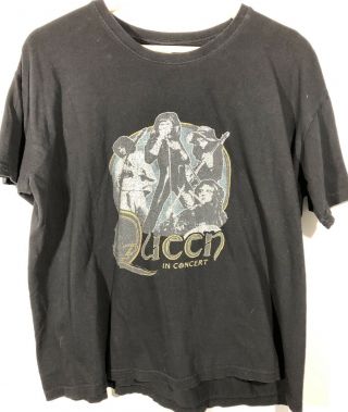 Queen In Concert Vintage Style T Shirt Size Large