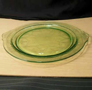 Anchor Hocking Green Depression Glass Handled Cake Plate Cameo Ballerina 11.  5 "
