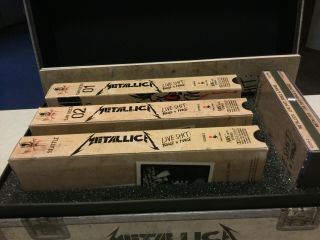 Metallica Live Sh t Binge & Purge Box - Set: 3 - VHS,  3 - CD,  Book,  and Stencil 3