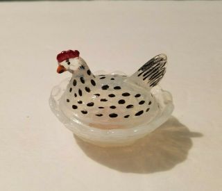 Boyd Mini Hen On Nest Salt Dip White Hand Painted
