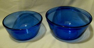 2 Vintage Anchor Hocking Cobalt Blue Nesting Mixing Glass Bowls 2.  5 Qt,  1.  5 Qt