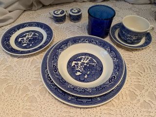 Royal China Blue Willow 7.  25” Salad/Dessert Plates Vintage Willow Ware Set of 8 4