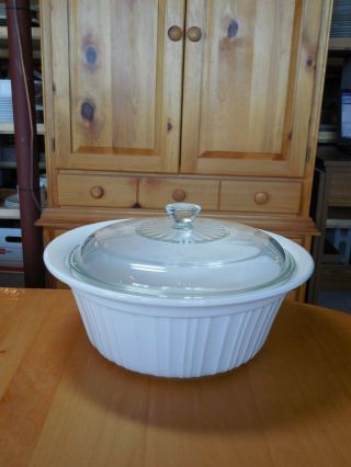 Corning Ware French White 2 Qt White Round Casserole W Glass Lid Handled
