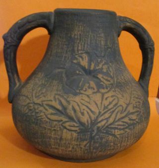 Vintage Red Wing Union Stoneware Brushware Double Handled Vase (Cond. ) 3