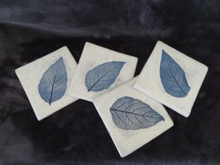 Set Of 4 Handcrafted Lead Ceramic 4 1/4 " Square Blue Lantana Tiles/coasters