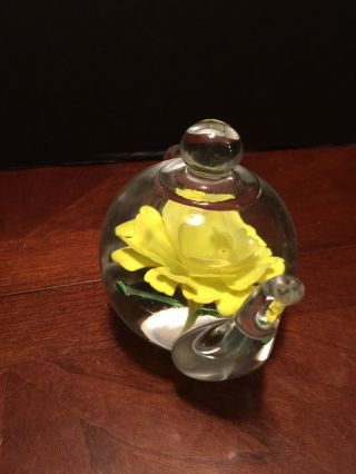 Dynasty Gallery Heirloom Collectibles Art Glass Teapot Paper Weight YellowFlower 3