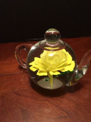 Dynasty Gallery Heirloom Collectibles Art Glass Teapot Paper Weight YellowFlower 4