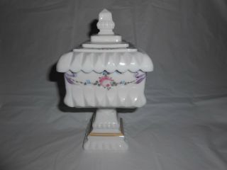 Westmoreland Milk Glass Roses And Bows Wedding Bowl 5 X 8