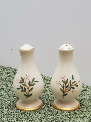 FRANCISCAN CHINA CALIFORNIA FREMONT PATTERN SALT AND PEPPER SHAKERS 2