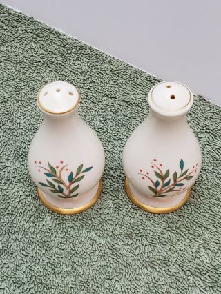 FRANCISCAN CHINA CALIFORNIA FREMONT PATTERN SALT AND PEPPER SHAKERS 4