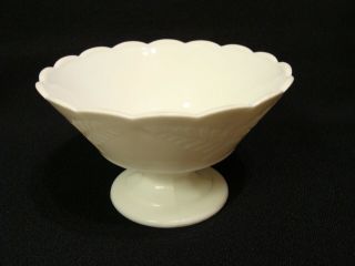 Eapg Opaque White Crossed Ferns Compote