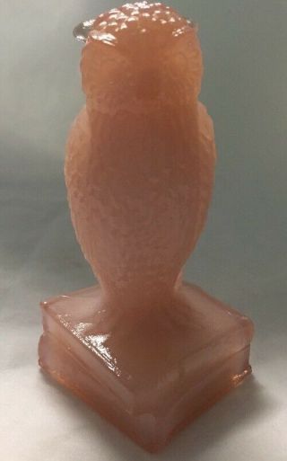 Vintage Antique Degenhart Glass Owl On Books Creamy Peach Pink Figure Rare