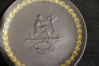 Vintage Wedgwood Jasperware Black Basalt Mother Cherub 6 1/4 " Plate