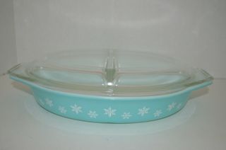Vintage Pyrex Snowflake Blue 1 1/2 Quart Divided Casserole/serving Dish With Lid