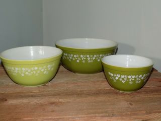 Vtg Pyrex Nesting Set Of 3 Bowls " Spring Blossom " Floral Bowl Dark & Light Green